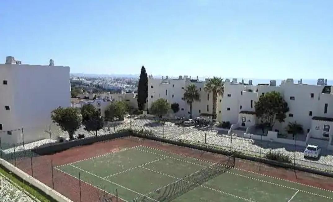 Апартаменты Simpatico Apartamento Com Piscina Em Албуфейра Экстерьер фото